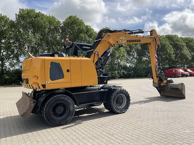2015 liebherr a914 banden graafmachine - afbeelding 46 van  48