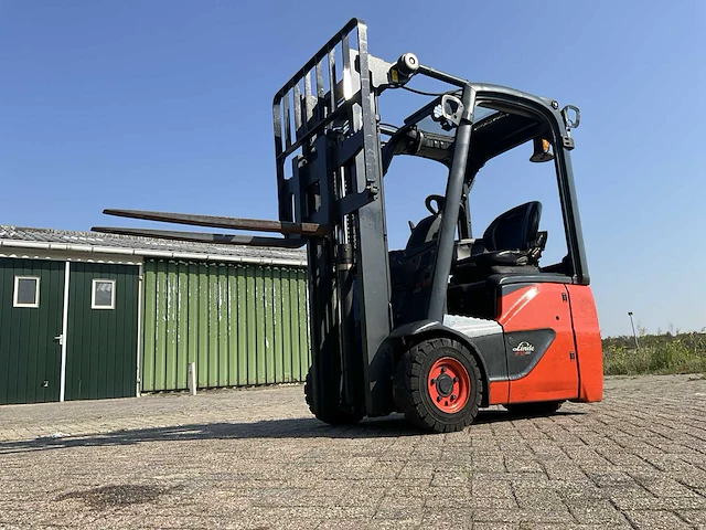 2015 linde e12-02 vorkheftruck - afbeelding 22 van  22