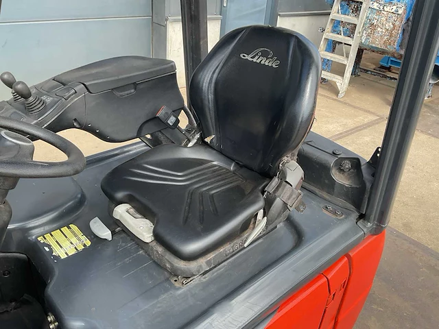 2015 linde e18-02 vorkheftruck - afbeelding 2 van  25