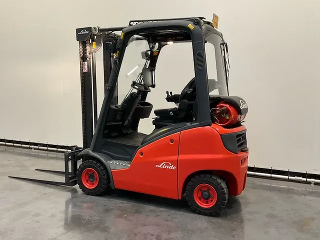 2015 linde h16t-01 vorkheftruck - afbeelding 3 van  24