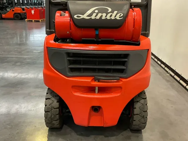 2015 linde h16t-01 vorkheftruck - afbeelding 4 van  24