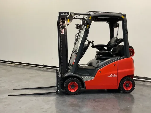 2015 linde h16t-01 vorkheftruck - afbeelding 18 van  24