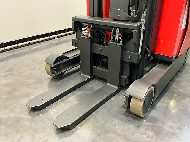 2015 linde r14-01 reach truck - afbeelding 11 van  15