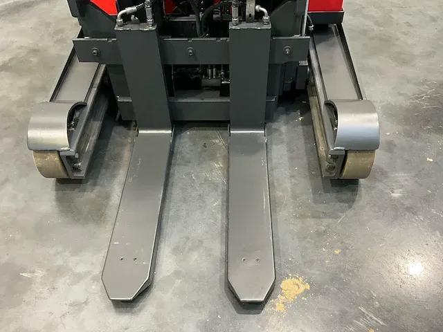 2015 linde r14-01 reach truck - afbeelding 14 van  15