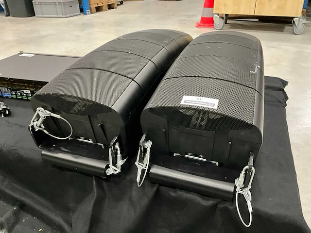 2015 martin audio omniline line array luidspreker-set - afbeelding 4 van  6