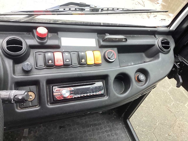 2015 mega bedrijfswagen - afbeelding 10 van  12