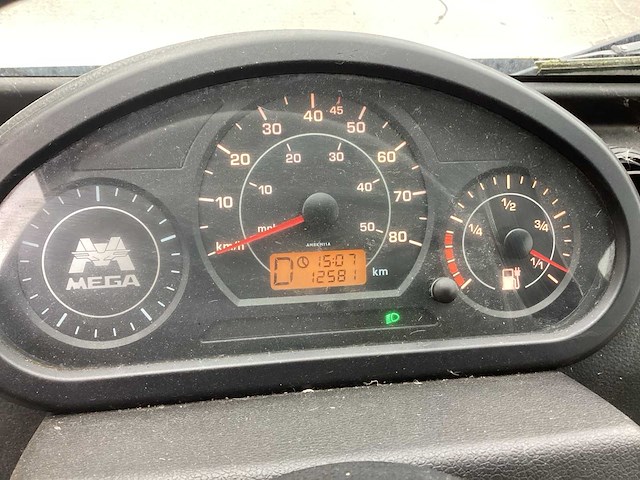 2015 mega bedrijfswagen - afbeelding 10 van  11