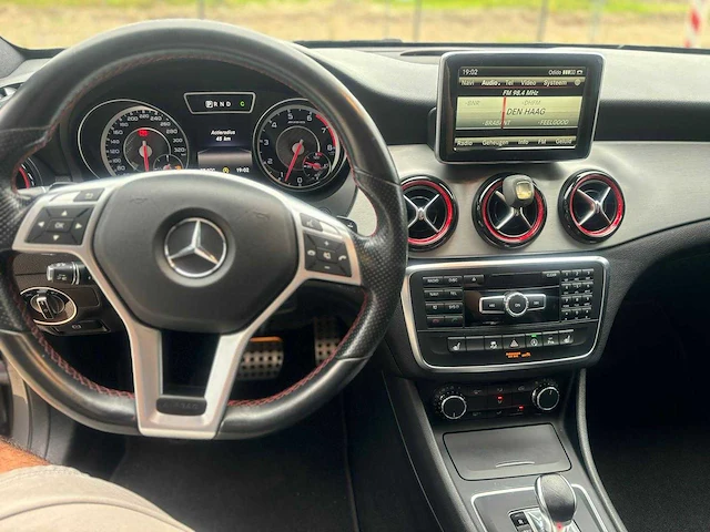 2015 mercedes-benz gla-klasse amg 45 4matic 360pk, n-184-kj - afbeelding 14 van  16