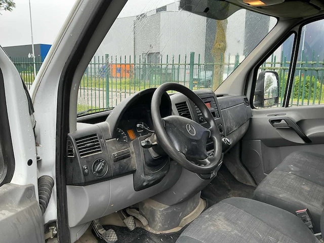 2015 mercedes-benz sprinter bedrijfswagen - afbeelding 2 van  32