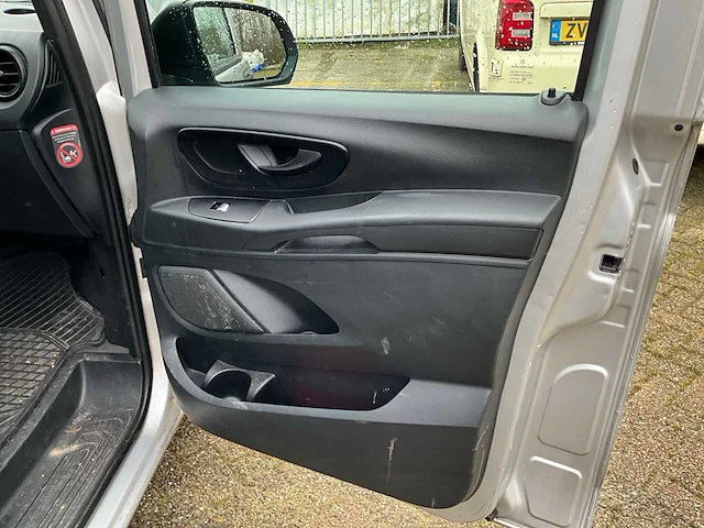 2015 mercedes-benz vito tourer 114 cdi bedrijfswagen - afbeelding 11 van  35