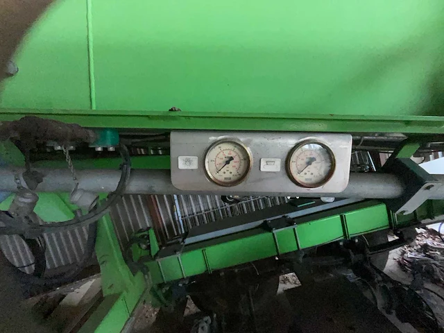 2015 neuenhauser sd300 mobiele zeefinstallatie grondzeef - afbeelding 8 van  31