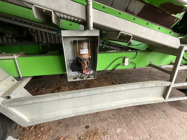 2015 neuenhauser sd300 mobiele zeefinstallatie grondzeef - afbeelding 13 van  31