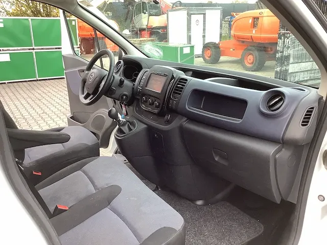 2015 opel vivaro cdti edition ecoflex bedrijfswagen - afbeelding 17 van  25
