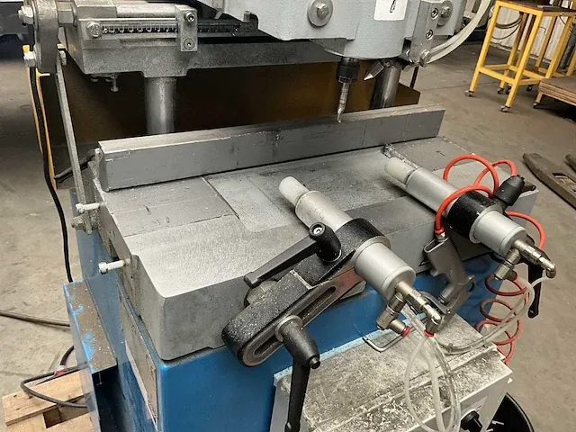 2015 pertici univer fc 100 ap kopieer freesmachine - afbeelding 2 van  26