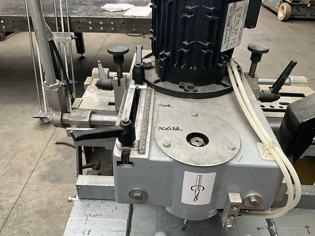 2015 pertici univer fc 100 ap kopieer freesmachine - afbeelding 3 van  26