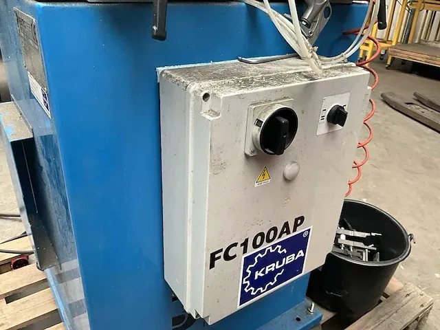 2015 pertici univer fc 100 ap kopieer freesmachine - afbeelding 4 van  26