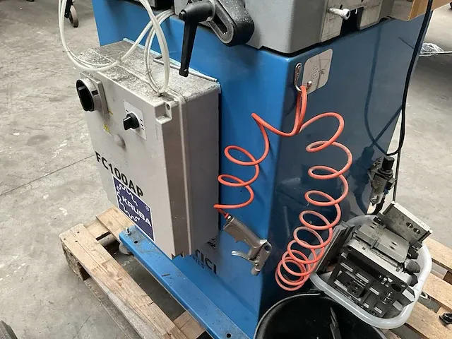 2015 pertici univer fc 100 ap kopieer freesmachine - afbeelding 6 van  26