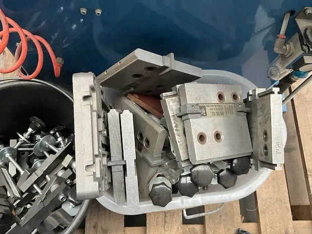 2015 pertici univer fc 100 ap kopieer freesmachine - afbeelding 10 van  26