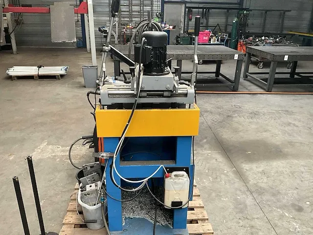 2015 pertici univer fc 100 ap kopieer freesmachine - afbeelding 21 van  26