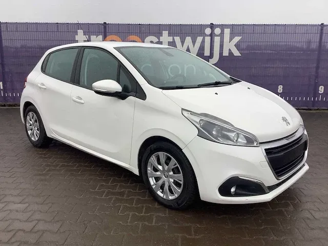 2015 peugeot 208 personenauto - afbeelding 9 van  16