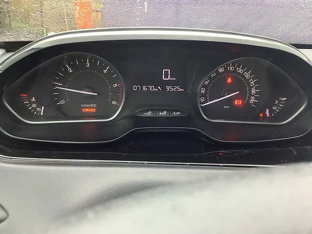 2015 peugeot 208 personenauto - afbeelding 10 van  18