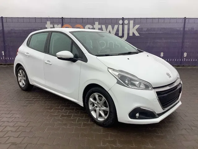 2015 peugeot 208 personenauto - afbeelding 11 van  18