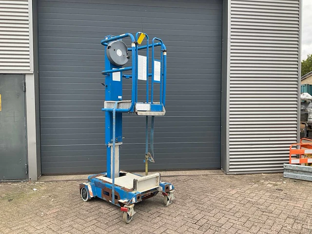 2015 power tower ecolift hoogwerker - afbeelding 1 van  1