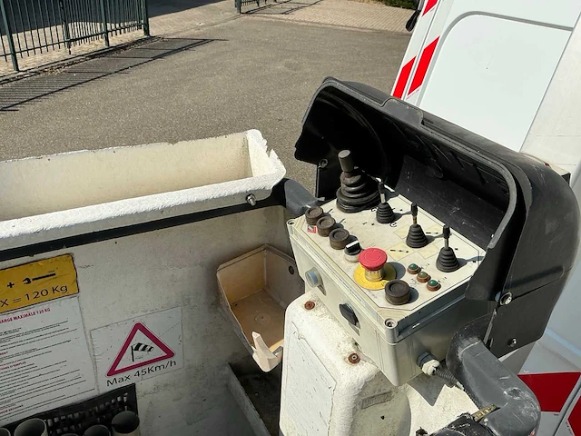 2015 renault master t35 233 dci l1h2 dci 125hoogwerker bedrijfswagen - afbeelding 14 van  32