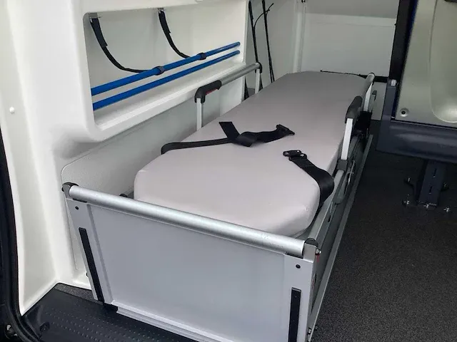 2015 renault trafic ambulance (nieuw/ongebruikt) - afbeelding 2 van  29