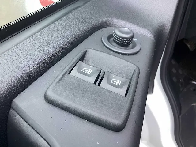 2015 renault trafic ambulance (nieuw/ongebruikt) - afbeelding 20 van  29