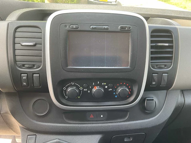 2015 renault trafic traffic bedrijfswagen - afbeelding 9 van  20