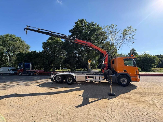 2015 scania p410 vrachtwagen met palfinger laadkraan en haakarm 19-bgf-3 - afbeelding 11 van  24