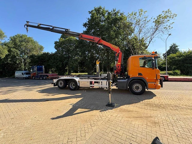 2015 scania p410 vrachtwagen met palfinger laadkraan en haakarm 19-bgf-3 - afbeelding 18 van  24