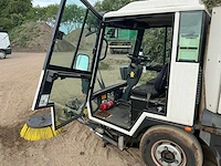2015 schmidt swingo 200 veegzuigwagen - afbeelding 24 van  58
