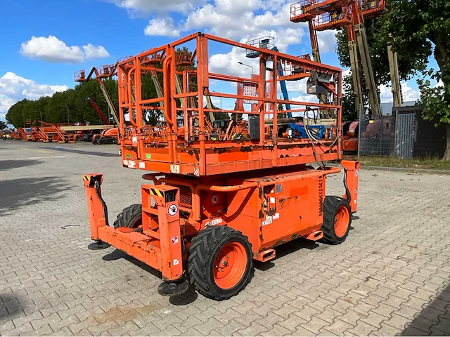 2015 skyjack sj 6826rt hoogwerker 4x4 - afbeelding 32 van  33