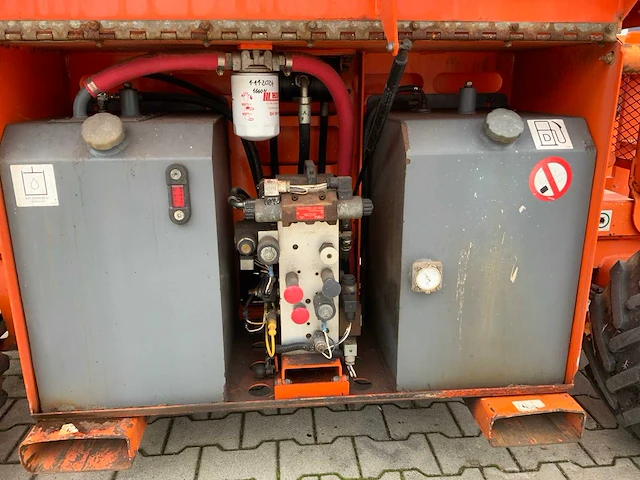 2015 skyjack sj 6826rt hoogwerker 4x4 - afbeelding 8 van  23