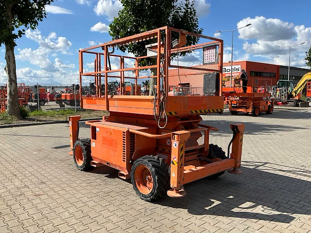 2015 skyjack sj 6832 rt hoogwerker 4x4 - afbeelding 30 van  33