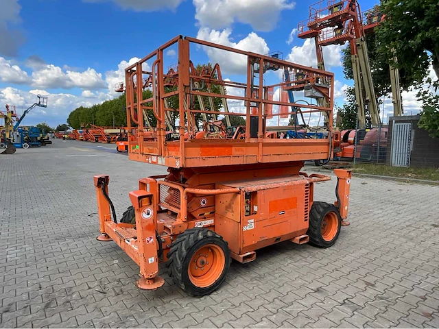 2015 skyjack sj 6832 rt hoogwerker 4x4 - afbeelding 32 van  33
