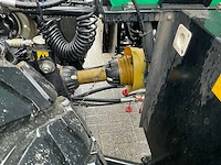2015 steyr 4075 kompact vierwielaangedreven landbouwtractor met ransomes kooimaaier. - afbeelding 9 van  57