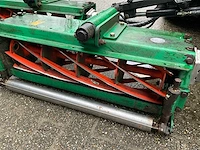 2015 steyr 4075 kompact vierwielaangedreven landbouwtractor met ransomes kooimaaier. - afbeelding 40 van  57