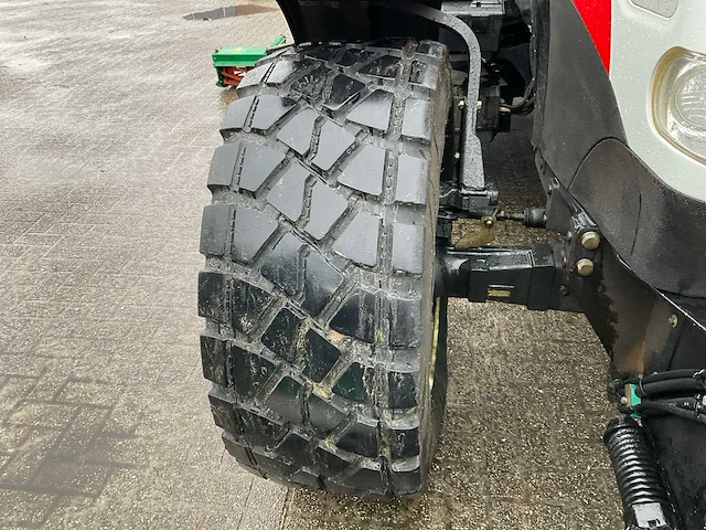2015 steyr 4075 kompact vierwielaangedreven landbouwtractor met ransomes kooimaaier. - afbeelding 52 van  57