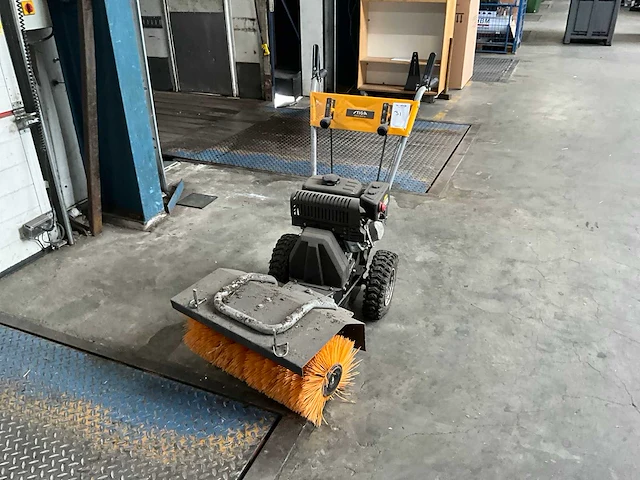 2015 stiga sws800 straatveegmachine - afbeelding 2 van  9