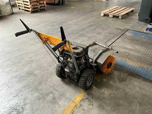 2015 stiga sws800 straatveegmachine - afbeelding 4 van  9