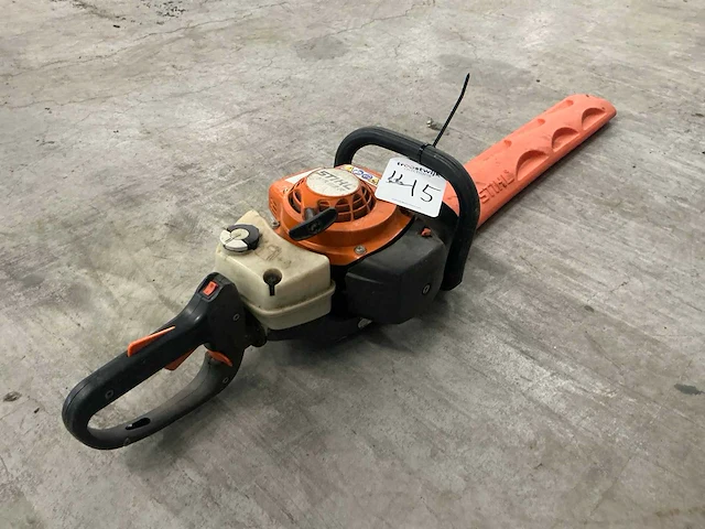 2015 stihl hs82r heggenschaar - afbeelding 4 van  5