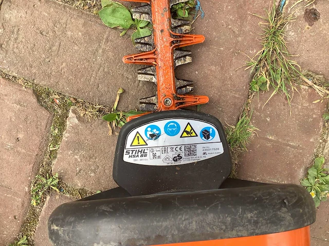 2015 stihl hsa86 heggenschaar - afbeelding 4 van  4