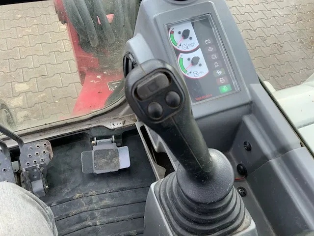 2015 takeuchi tb250 minigraafmachine - afbeelding 26 van  37