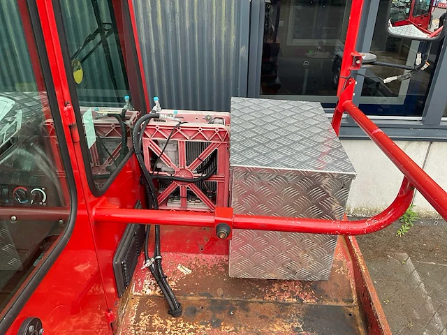 2015 terberg yt182 terminal trekker - afbeelding 3 van  29