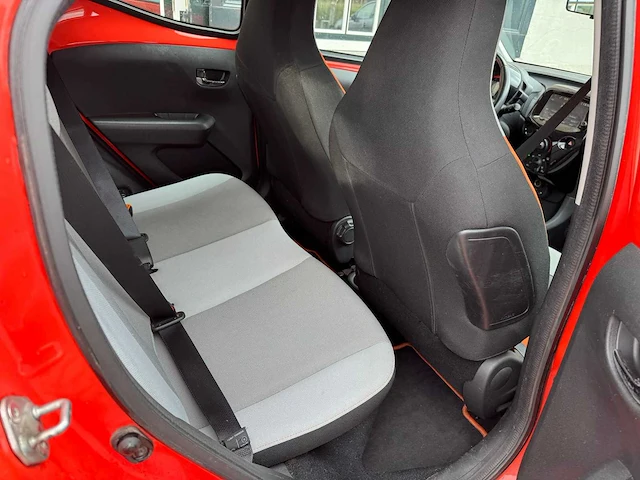2015 toyota aygo 1.0 vvt-i x-cite sport gb-980-p - afbeelding 18 van  19