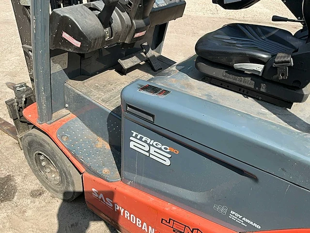 2015 toyota fr2510a vorkheftruck - afbeelding 11 van  46