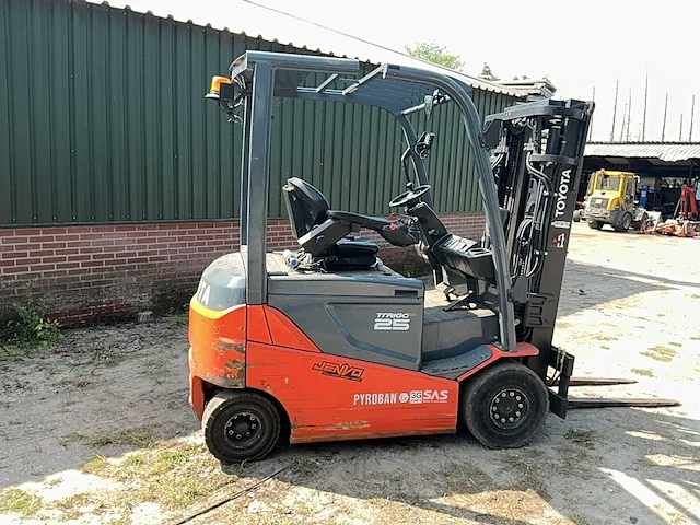 2015 toyota fr2510a vorkheftruck - afbeelding 42 van  46